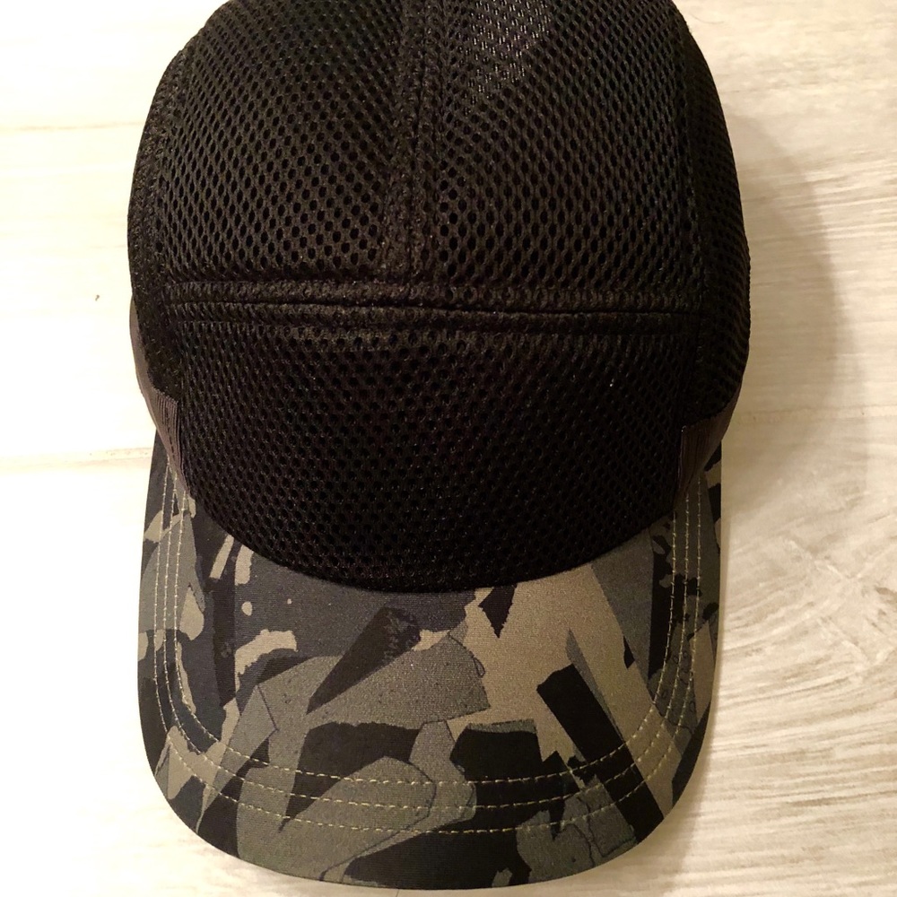 Lululemon camo ball cap (rare find)